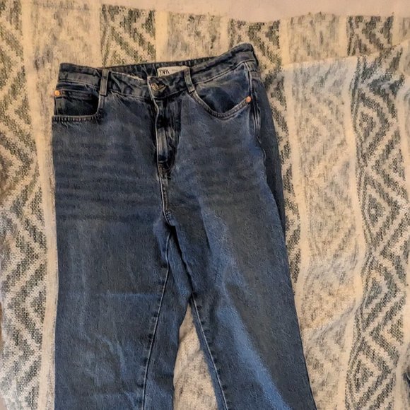 Zara High Rise Z1975 Straight Leg Jeans - Size 8 - Picture 3 of 4
